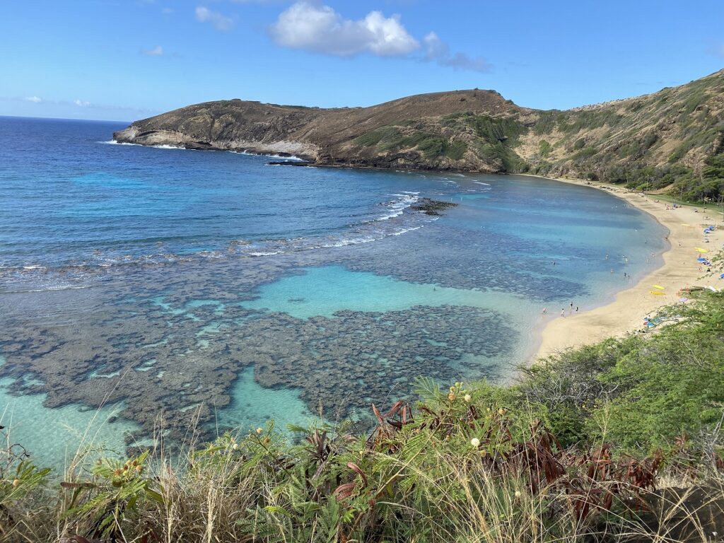 ハナウマ湾のビーチ